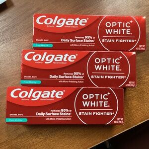 Colgate Optic White Toothpaste Stain Fighter Bundle of 3 New